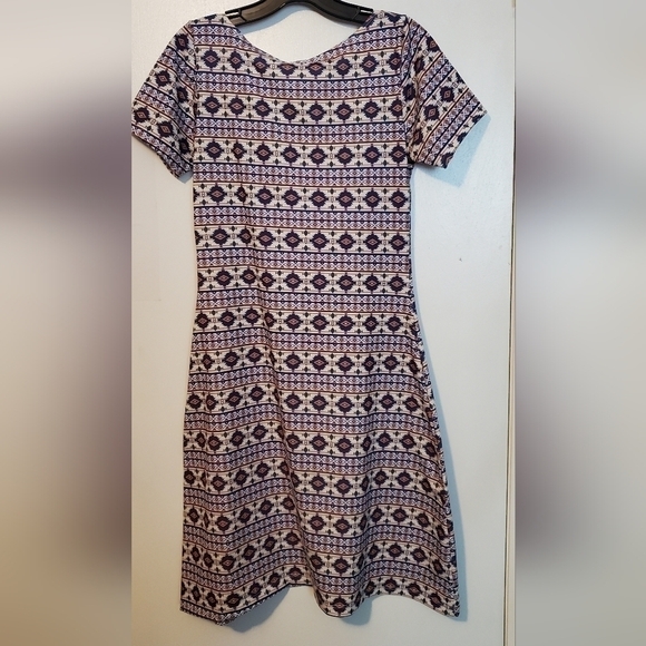 Papaya|large|geometric design|streachy cotton LYCRA dress|Aztec design|midi - Picture 2 of 5